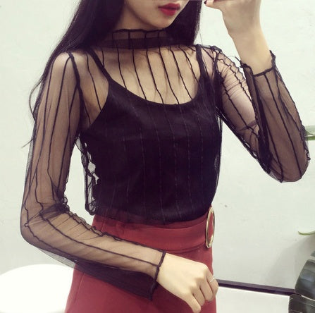 Sheer lace bottoming shirt