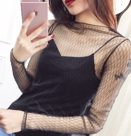 Sheer lace bottoming shirt